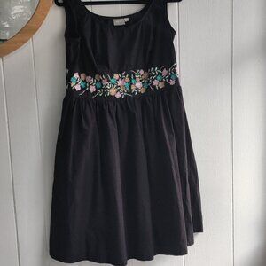 Floral Embellished Cotton Dress in fit to flare Styling 16W